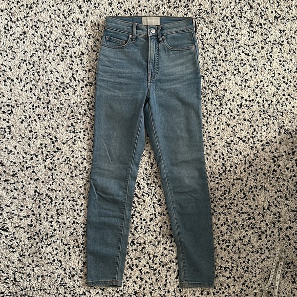 Everlane High Rise Skinny Jeans - Picture 5 of 7